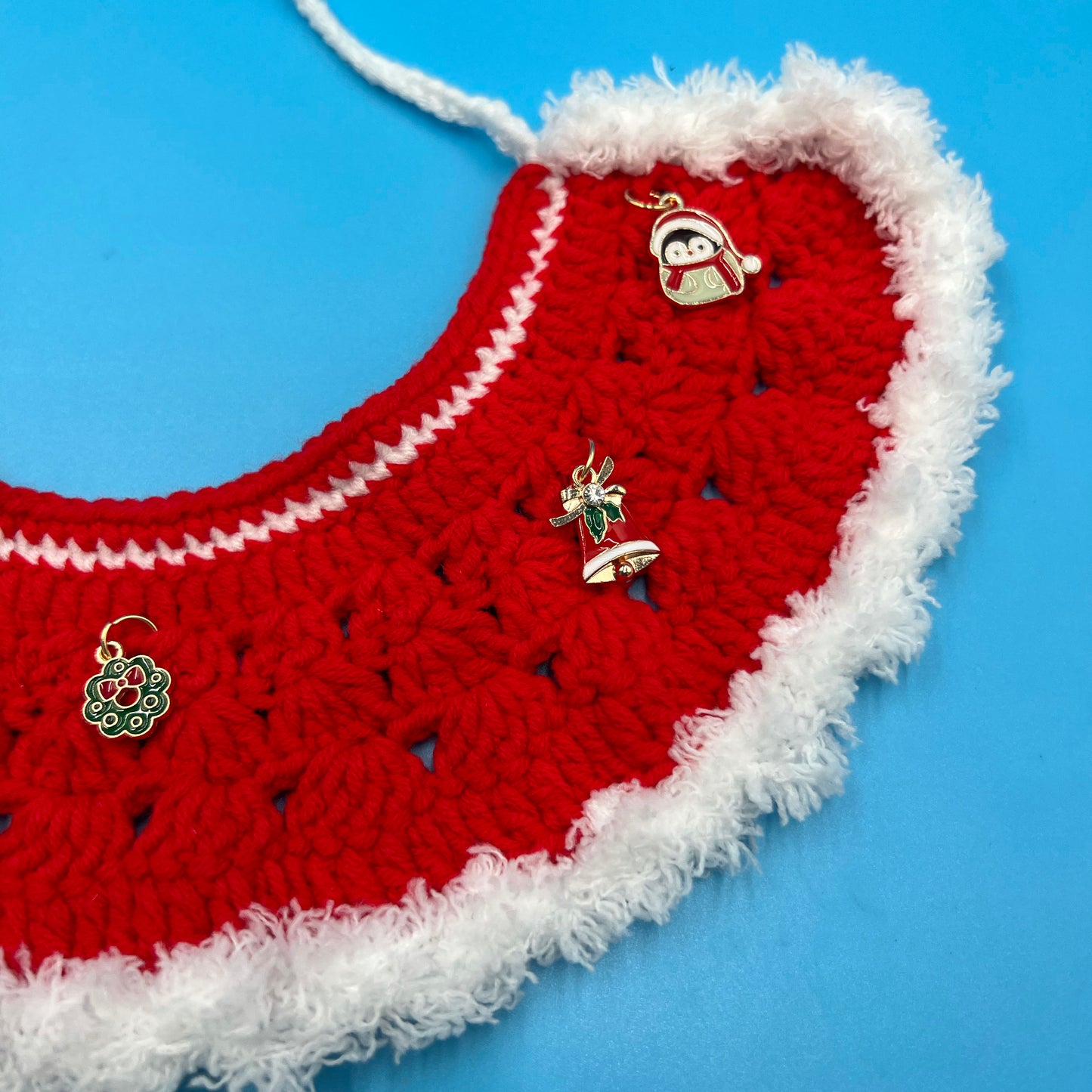 Xmas Crochet Neck piece Red bearsupreme